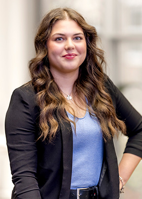 Recruiterin Elisabeth Beier im FlexHafen